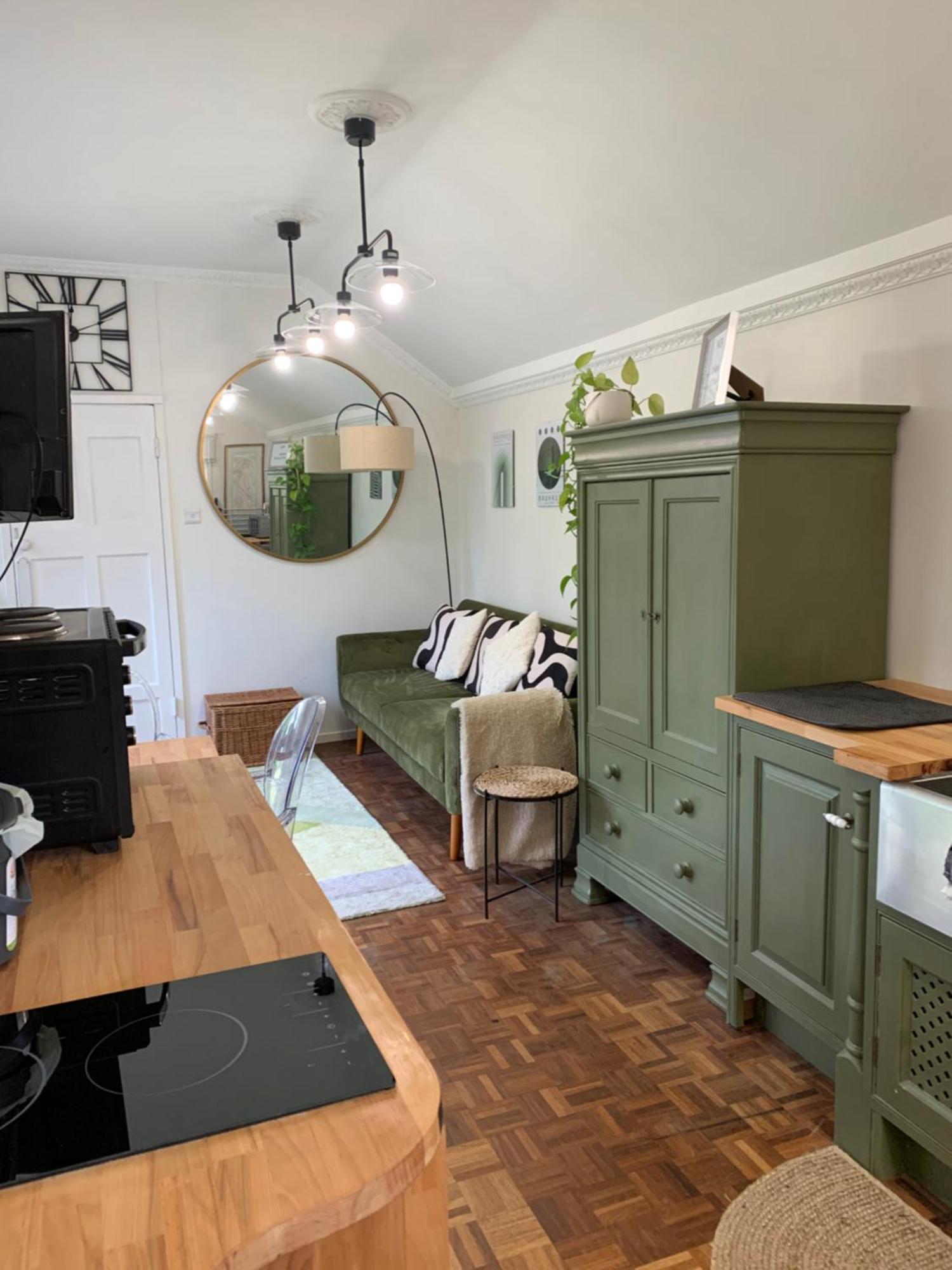 Newly Refurbished One Bedroom With Additional Sofa Bed Self Contained Flat In Garden Abbots Langley Eksteriør bilde